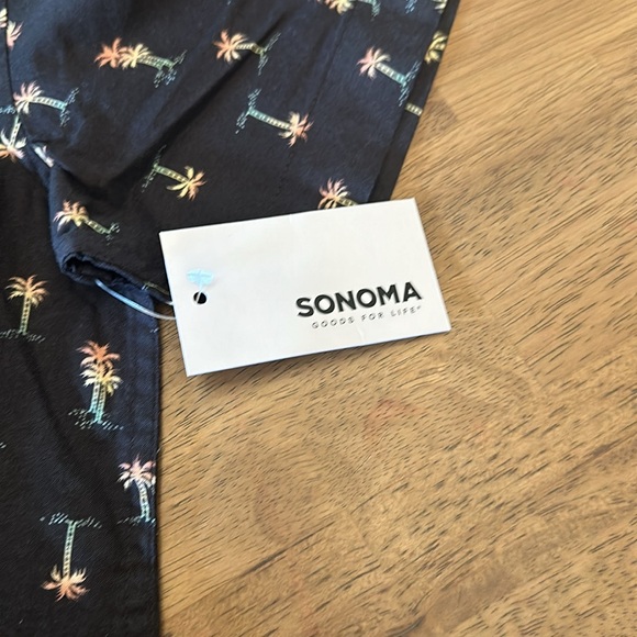 Boys large tropical palm tree button up Sonoma shirt. NWT. - Picture 4 of 4